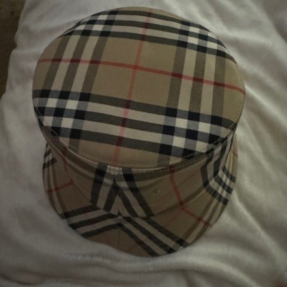 Burberry Heavy Check Bucket Hat - Picture 1 of 4